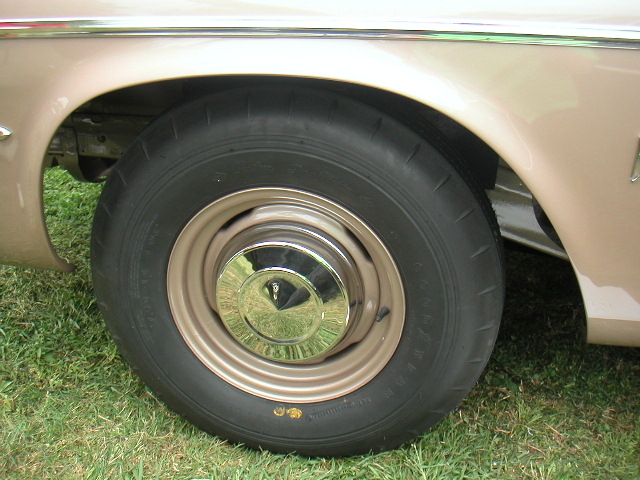 Attached picture 64LWLtFrontWheel.jpg