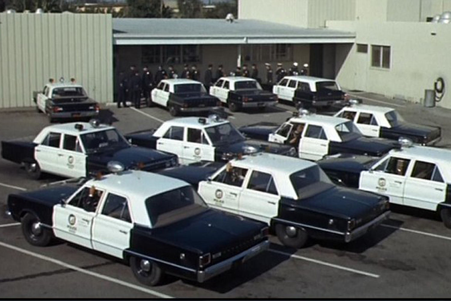 Attached picture 1966-plymouth-belvedere-adam-12-lapd.jpg