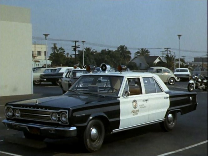 Attached picture Cop-Cars-Adam12-1967-Plymouth-Belvedere.jpg