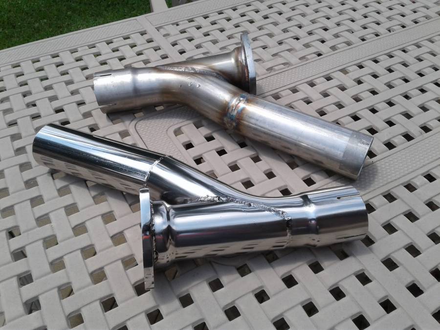 Attached picture Exhaustdumps2.jpg