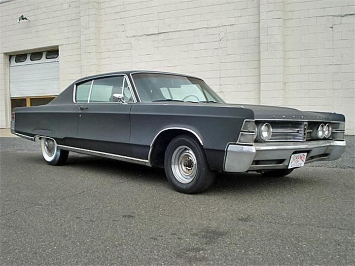 Attached picture 410198_15000265_1967_Chrysler_New+Yorker.jpg