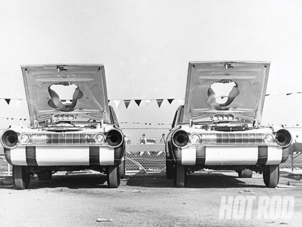 Attached picture hrdp_0905_04_z-dodge_chargers_drag_team-.jpg
