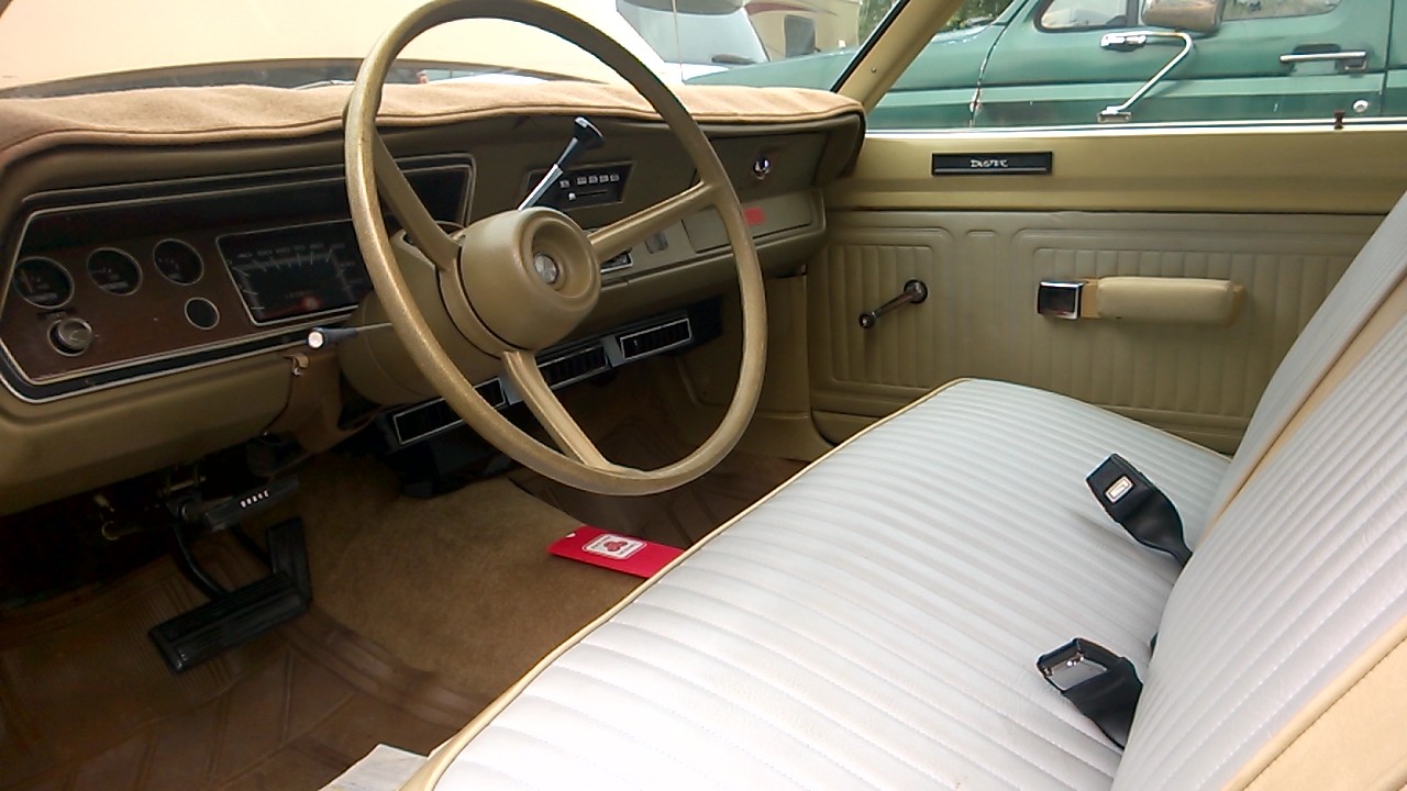 Attached picture interior.jpg