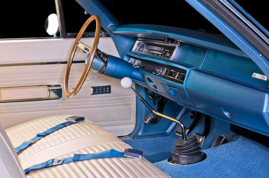 Attached picture 17-1969-plymouth-road-runner-a12-interior-dashboard.jpg