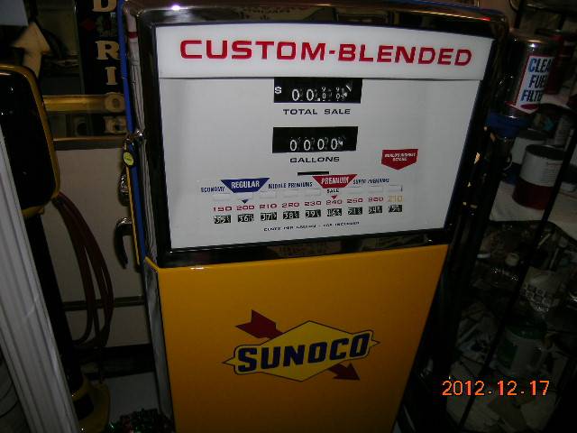 Attached picture sunoco-stuff-and-western-auto-sign-007.jpg