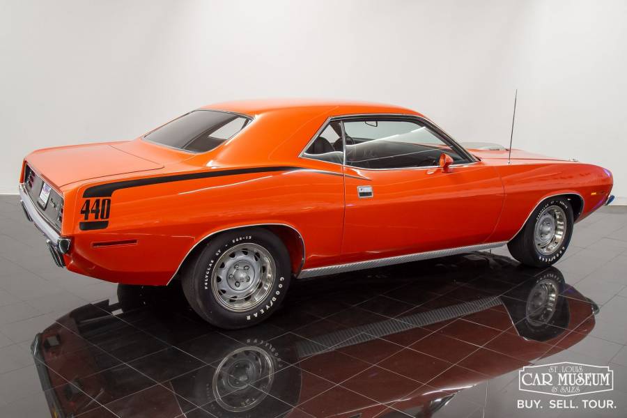 Attached picture 1970-plymouth-cuda2.jpg