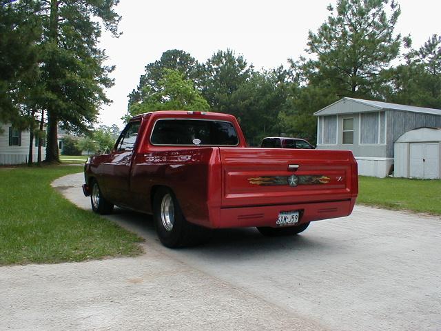 Attached picture 2053433-OrangetruckRearShot2.jpg