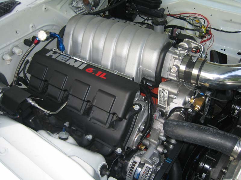 Attached picture 3930587-RIGHT_Engine1.jpg