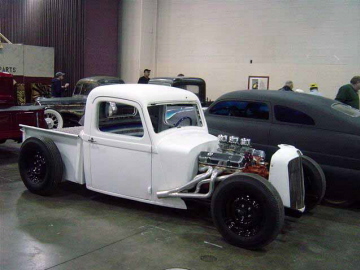 Attached picture 4436020-hotrodonline.jpg