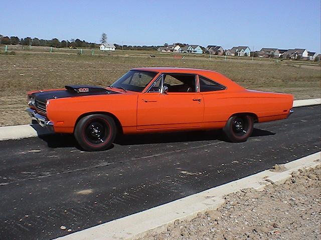 Attached picture 4472190-RoadRunner40150.JPG