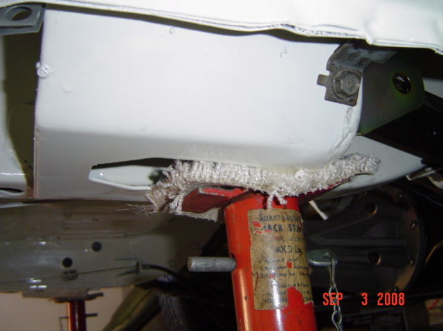 Attached picture 4661214-Front_spring_hanger_mount.jpg