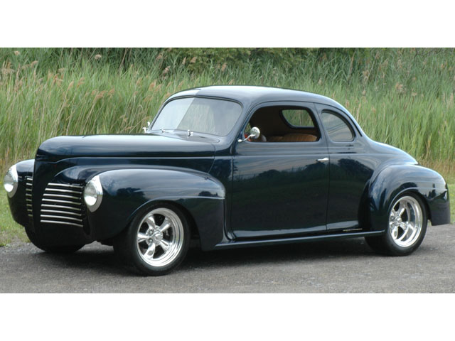 Attached picture 5005042-0707sr_01_z+1940_plymouth_coupe+.jpg