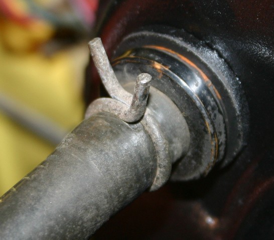 Attached picture 5102922-brakeboosterclamp.JPG