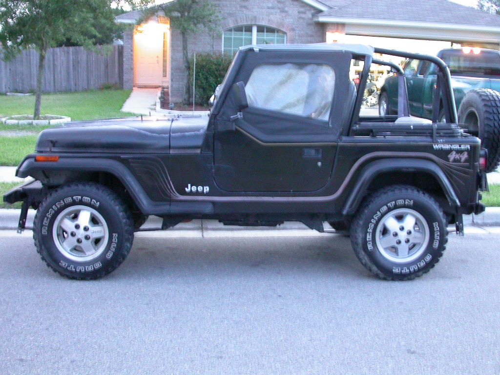 Attached picture 5124305-94JeepWrangler019.jpg