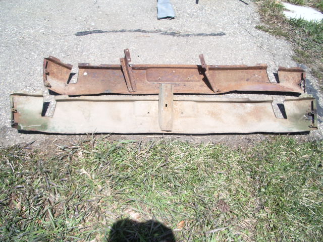 Attached picture 5200650-70and71rearvalences.jpg