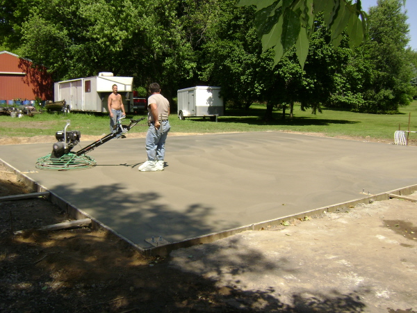 Attached picture 5294792-Pouring_ConcreteSlab008Sml.jpg