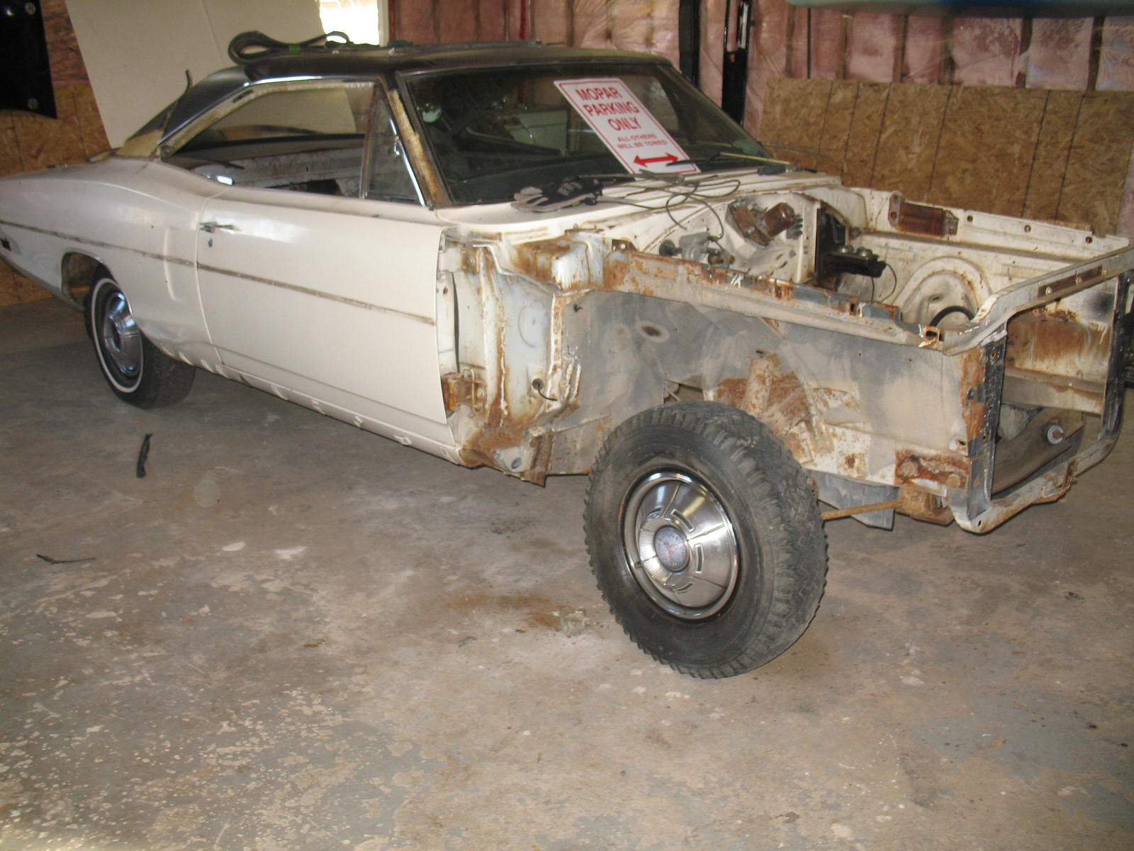 Attached picture 5574814-White70Coronet010.jpg