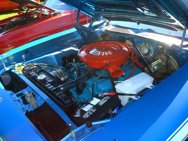 Attached picture 5621836-Engine.small.JPG
