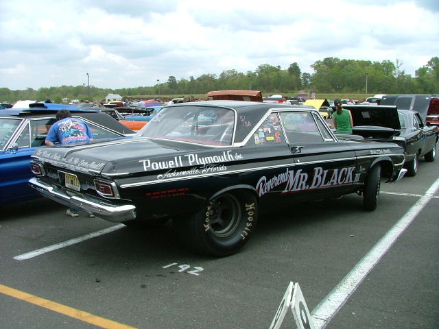 Attached picture 5860461-64Plymouth-ReverendBlack.jpg