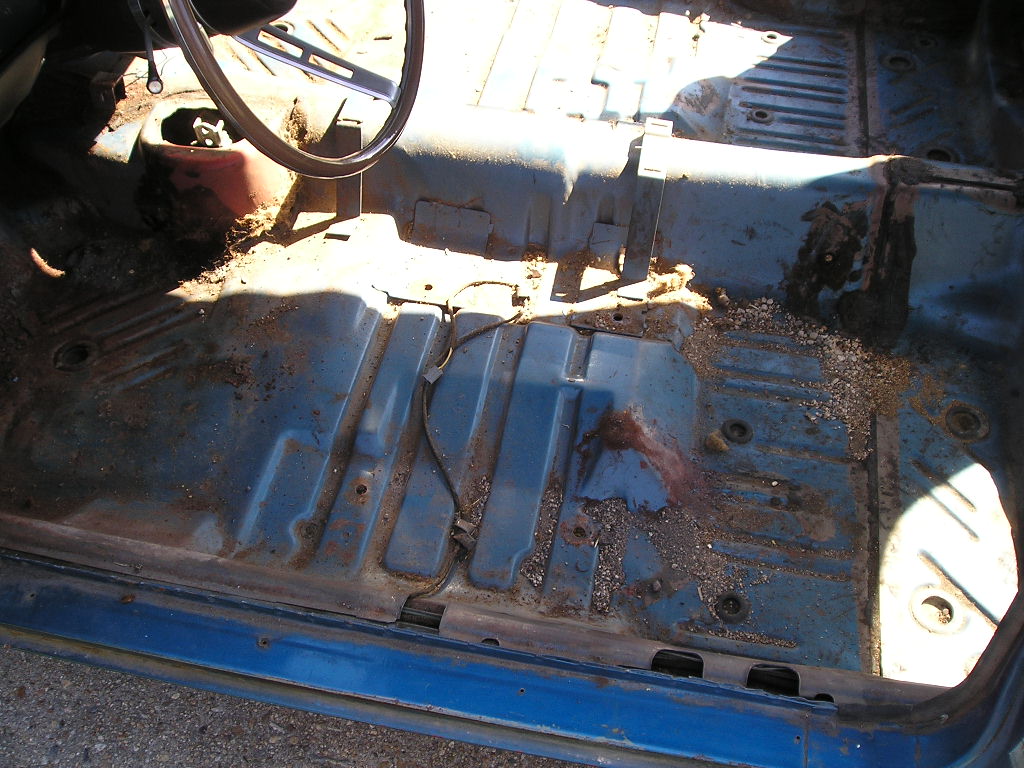 Attached picture 5874592-Floorpan.JPG