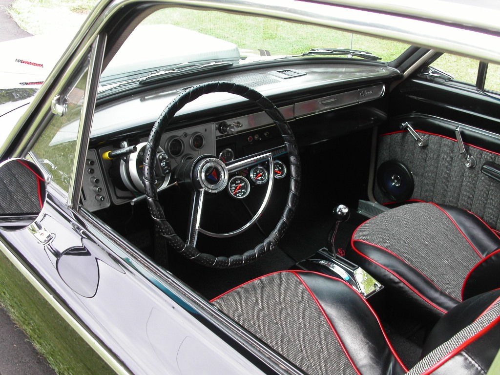 Attached picture 5997570-interior-dash.JPG