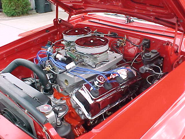 Attached picture 5999218-RaceHemiEngineViewII.jpg