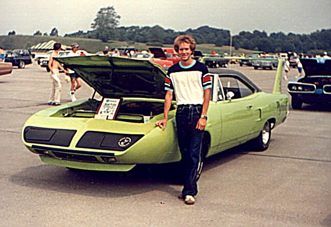 Attached picture 6147436-81MoparNats.jpg