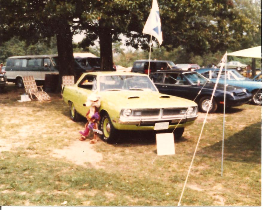 Attached picture 6187359-1985MoparNationals12.jpg
