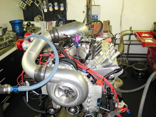 Attached picture 6239400-2000_HP_F3_Hemi_on_dyno_500pix.jpg