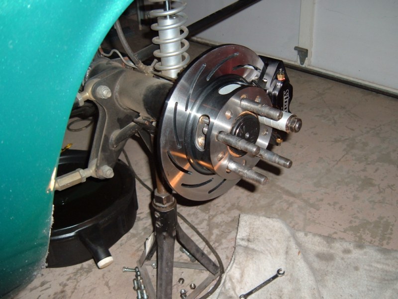 Attached picture 6362757-rearbrakes006.JPG