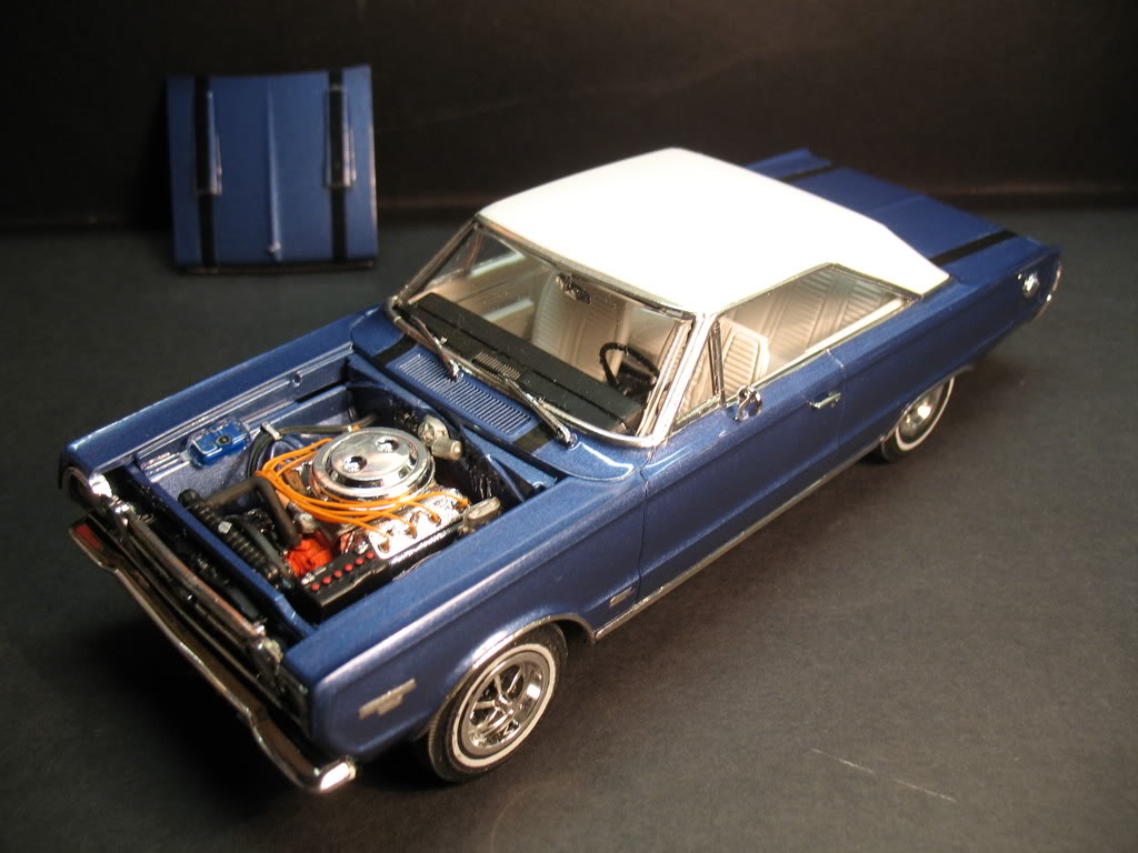 Attached picture 6367225-MoparModelsMay2008149.jpg