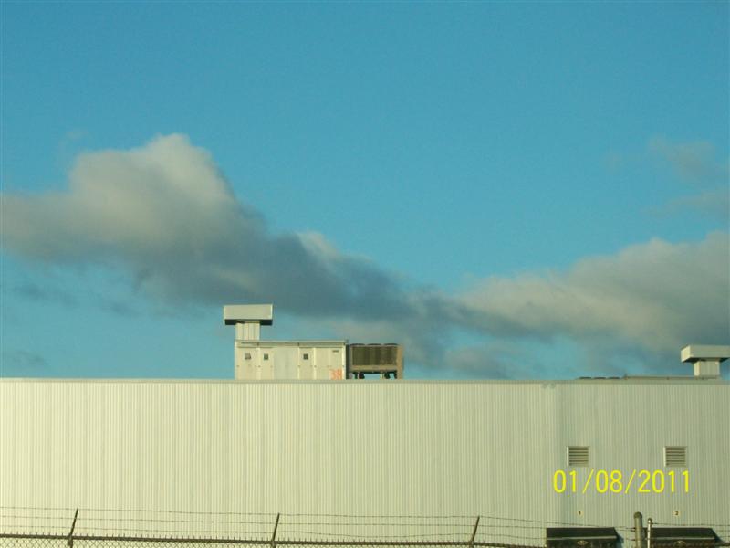Attached picture 6405025-1-8-2011SouthChryslerplant049(Medium).jpg