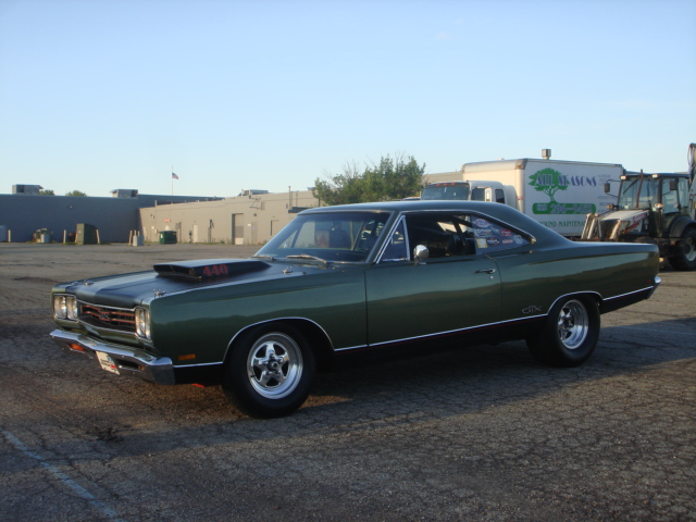 Attached picture 6406051-GRATIOTCRUISE-2010025.jpg