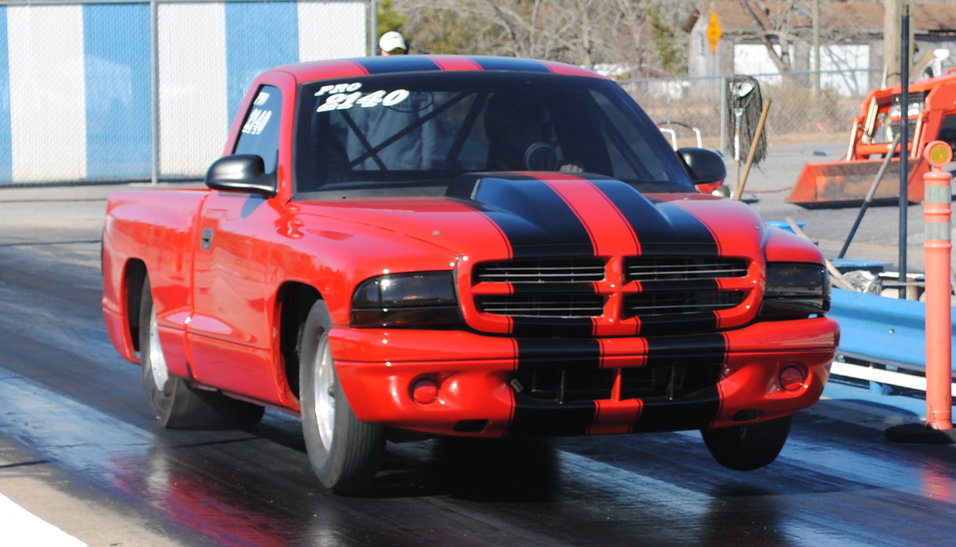 Attached picture 6470609-rsz_2dragstrip_063.jpg