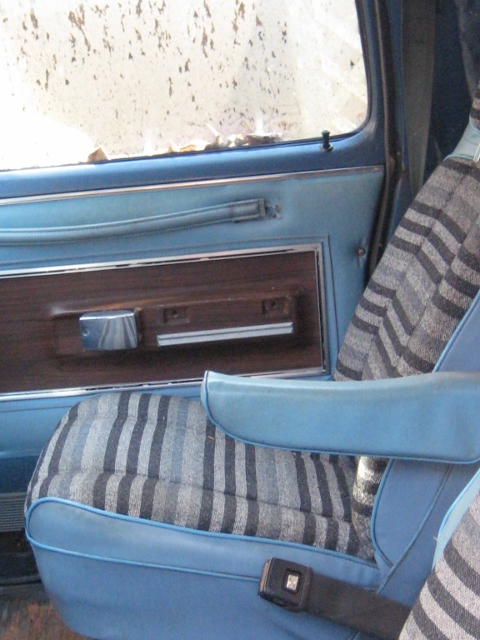 Attached picture 6492468-RamchargerFrontSeats.jpg