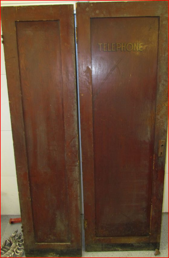 Attached picture 6651468-telephoneboothdoor&sidepanel.JPG
