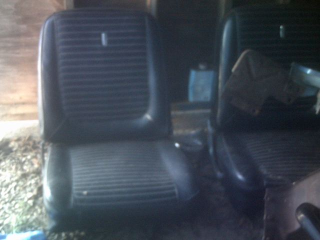 Attached picture 6769874-bucketseat-1.jpg