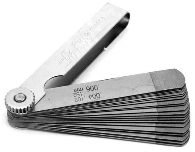 Attached picture 6942978-performance-tool-w80524-22-blade-go-no-go-feeler-gauge.jpg