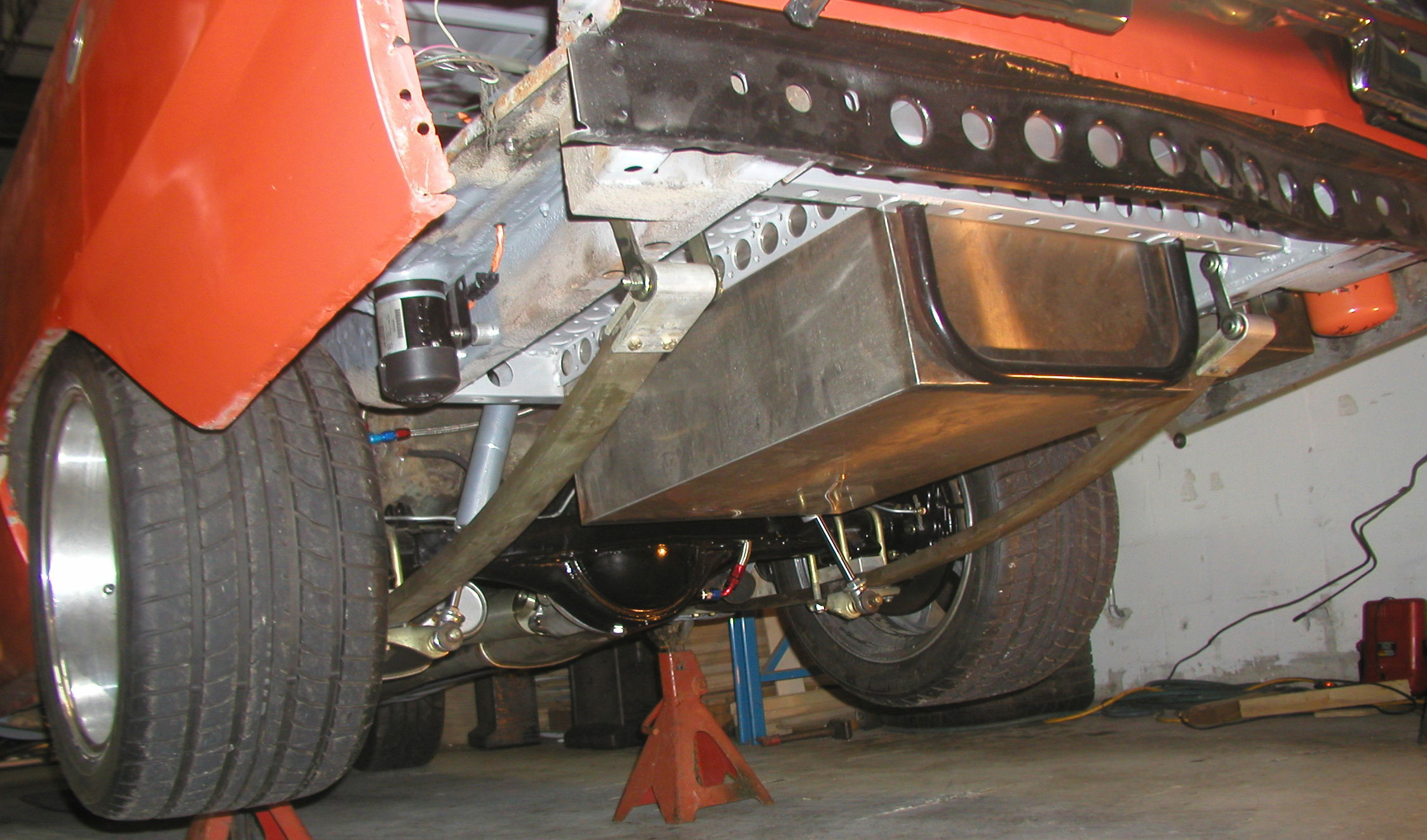 Attached picture 7020091-P6280068-Swinger-Rear-End-C.jpg