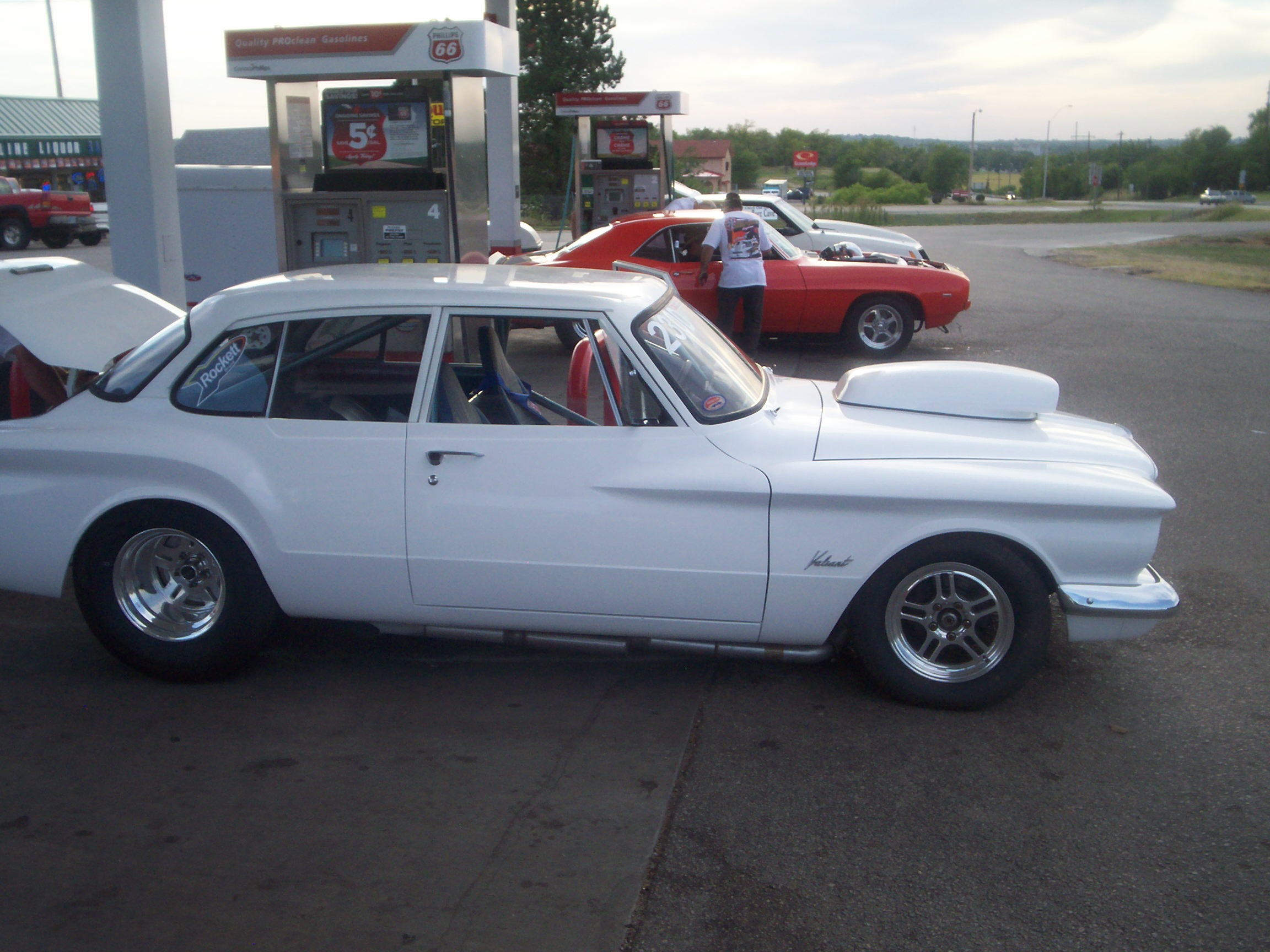 Attached picture 7146360-DragWeek015.jpg