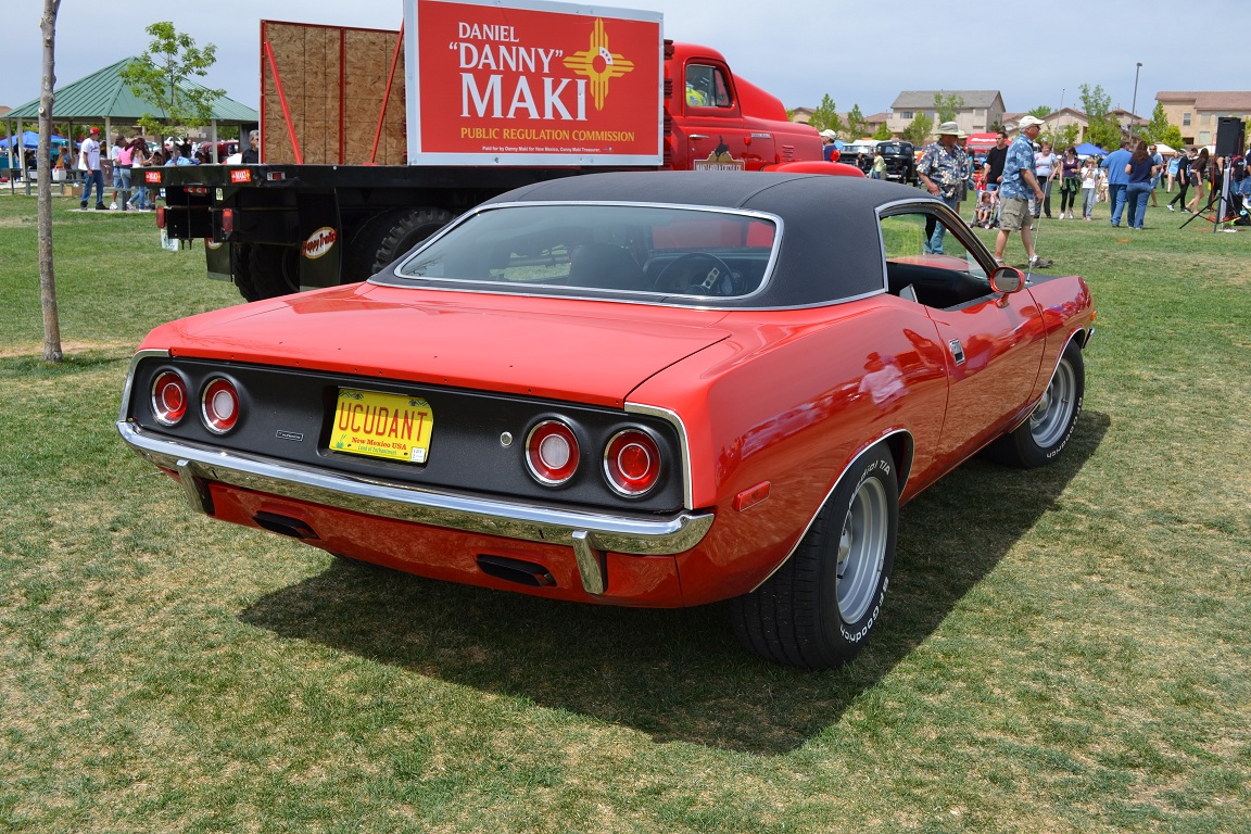 Attached picture 7183389-1stcarshow.JPG