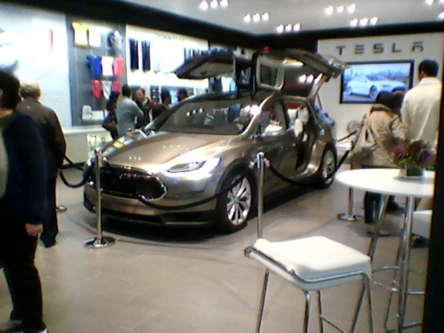 Attached picture 7419741-tesla.jpg