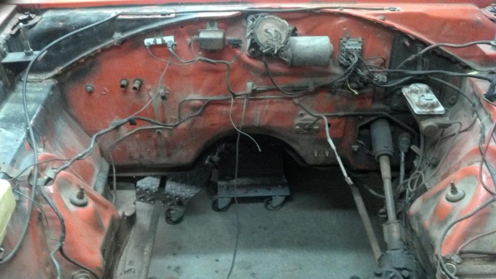 Attached picture 7524530-A12enginebay.jpg