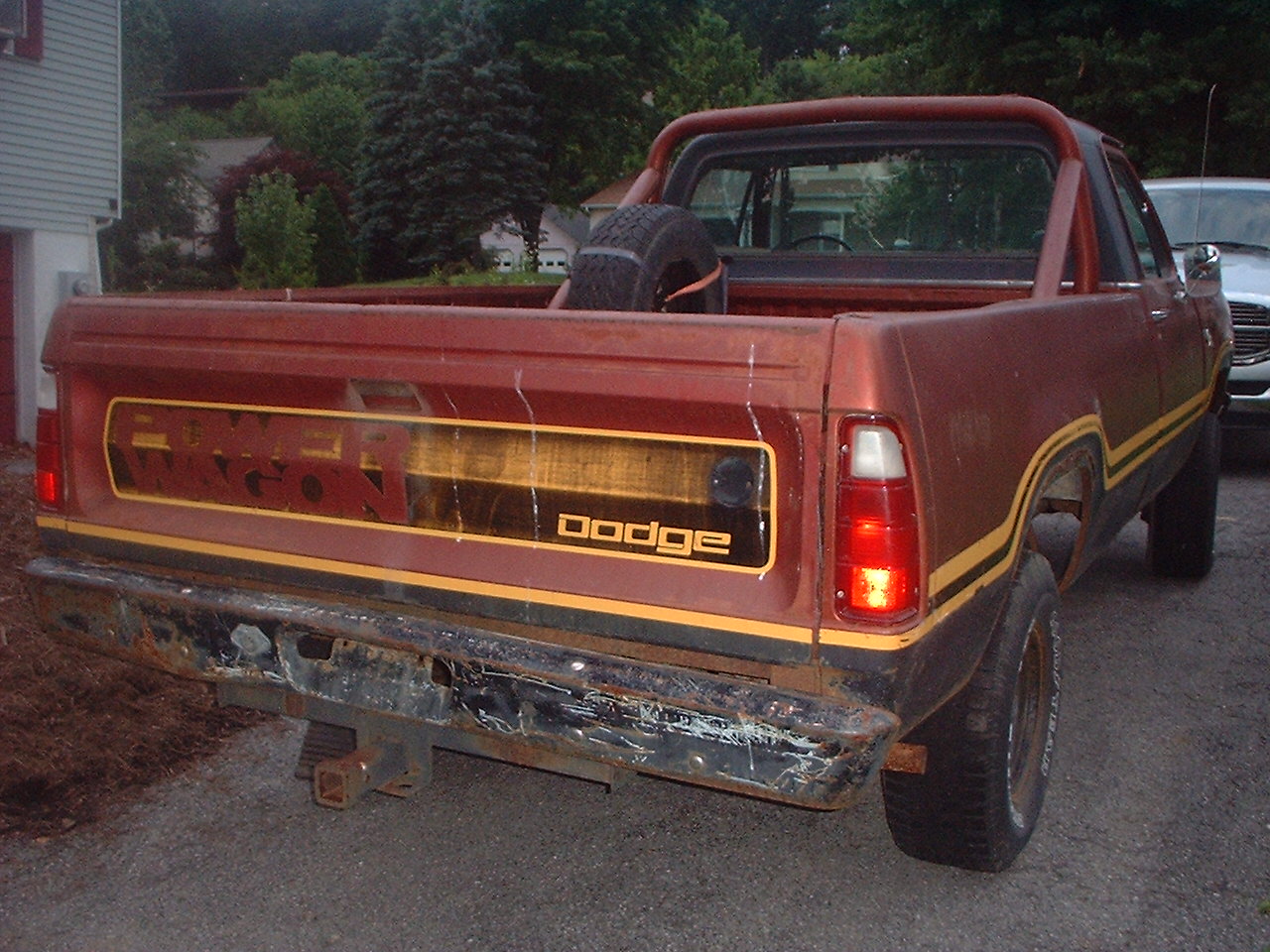 Attached picture 7601195-dodgetruck002.JPG
