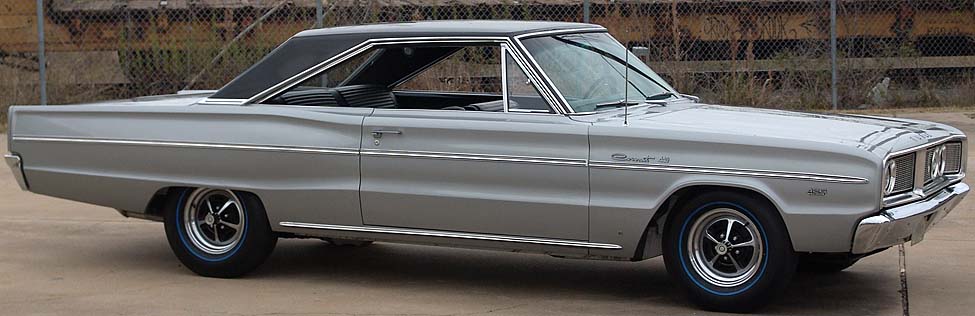 Attached picture 7608401-1966Coronet440silverblacktop2.jpg
