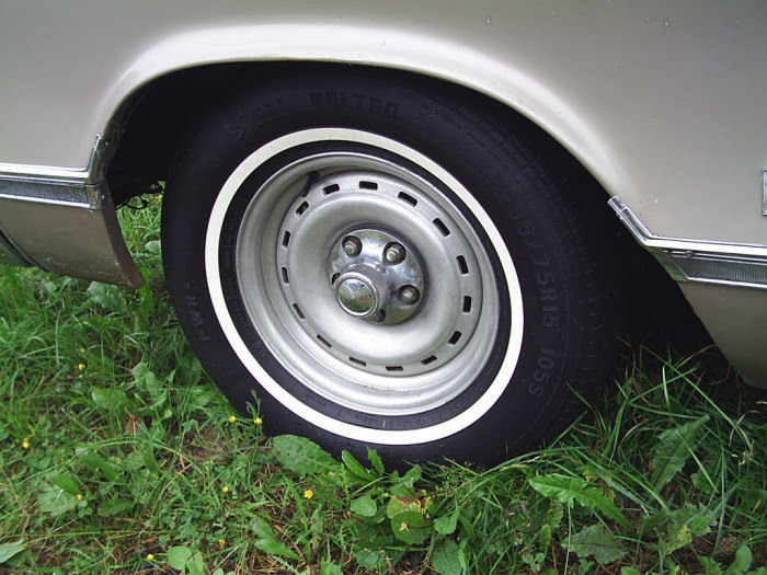 Attached picture 7733051-67wheel.JPG