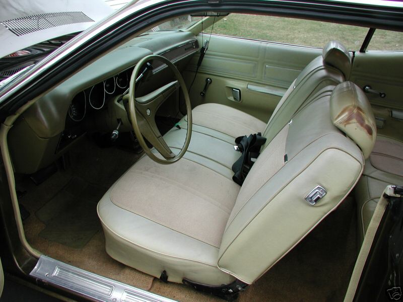 Attached picture 7838358-H2Y3_front_seat.jpg