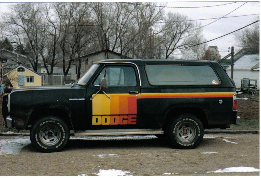 Attached picture 7891812-1979_dodge_ramcharger-pic-48274-Copy.jpg