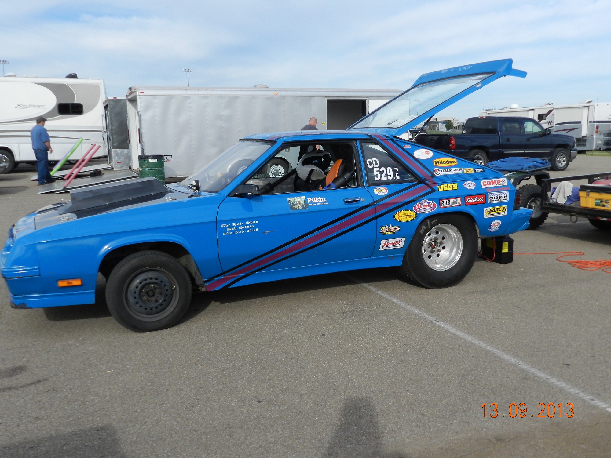 Attached picture 7960393-racecar.jpg