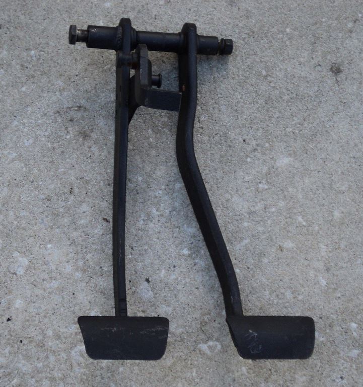 Attached picture 7976132-bbody68-70pedals.JPG